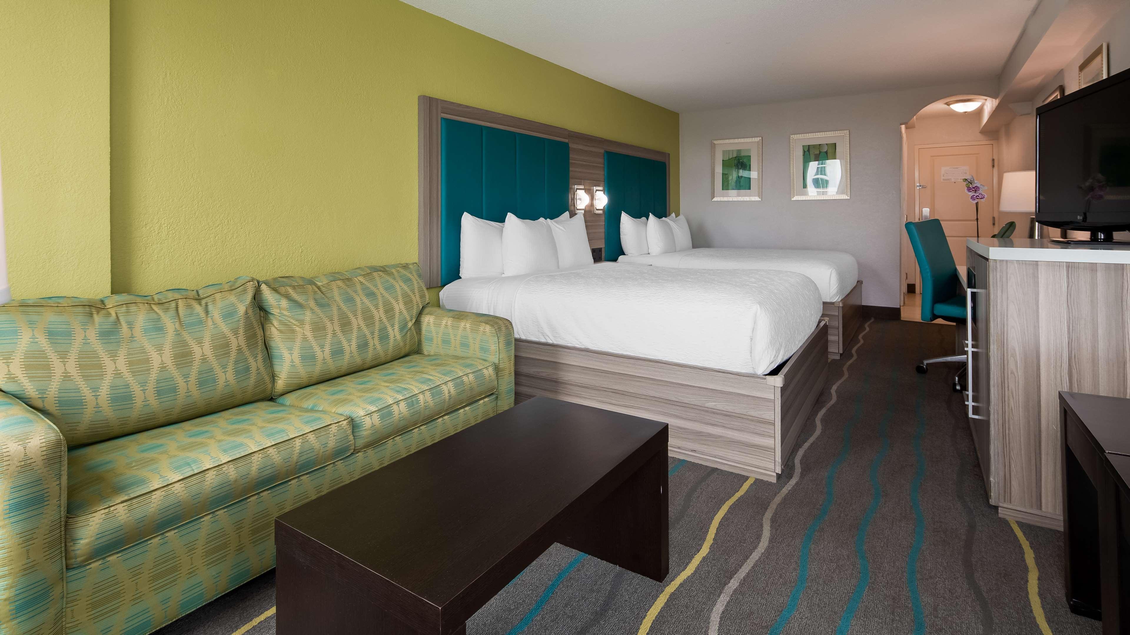 Western Oceanside 3*